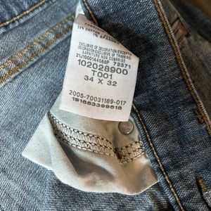 Lees men’s jeans 2 pair 34x32 New just purchased the wrong size.